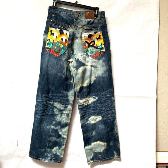 Rocawear vintage distressed jeans size 28 waist, boys size 16 , womens size 8 - Picture 7 of 8